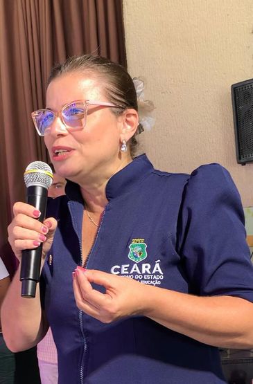 Brasília (DF), 27/06/2025 - geógrafa e servidora da rede pública de ensino do Ceará, Roseneide Furtado, integrante da comissão organizadora da  Conferência Infantojuvenil pelo Meio Ambiente, pelo Ceará.  -  VI Conferência Nacional Infantojuvenil pelo Meio.
Foto: Luanna Viana/Secretaria da Educação do Estado do Ceará